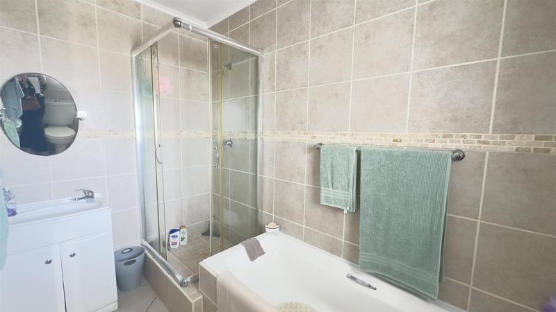 3 Bedroom Property for Sale in Reebok Western Cape